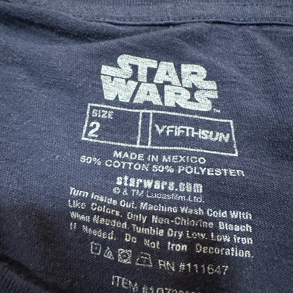 Disney women’s 2X tshirts Star Wars Graphic Tee Bundle - Picture 6 of 8